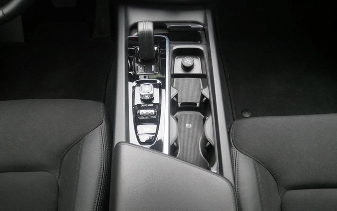 Volvo XC 60 cena 179899 przebieg: 67788, rok produkcji 2020 z Warszawa małe 436